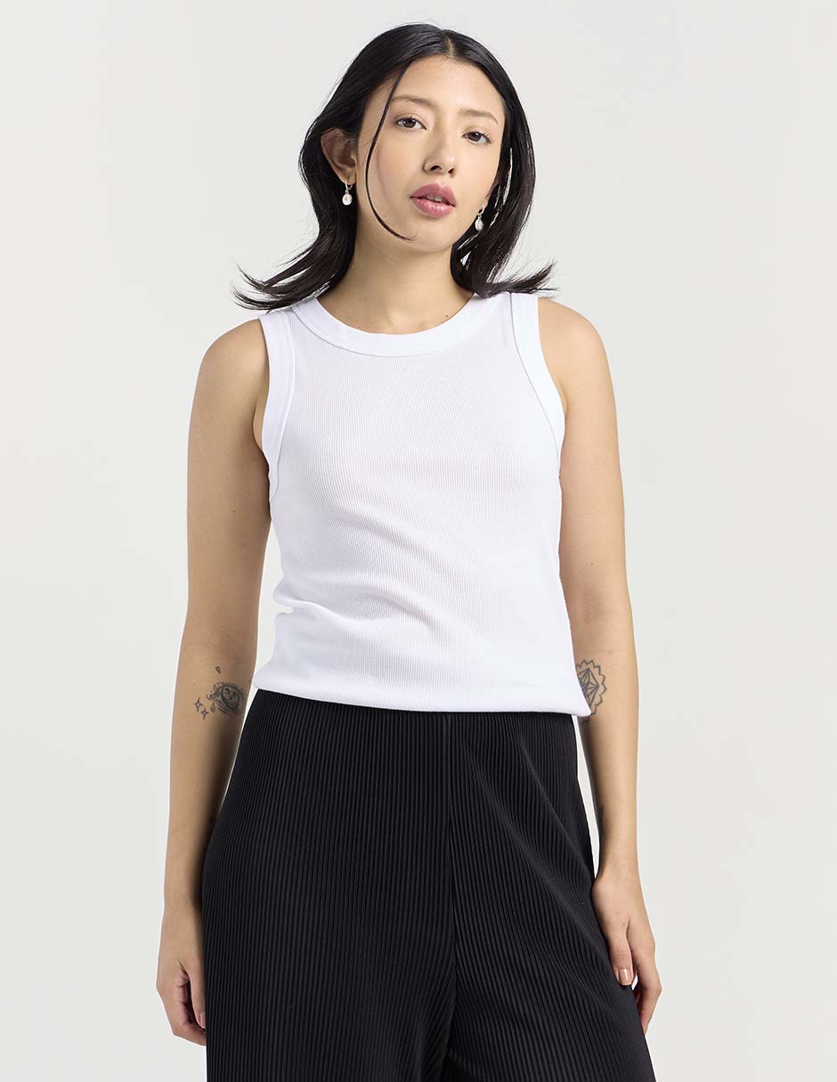Playera cuello redondo para mujer 1