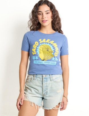 Playera manga corta Aéropostale Taro Sakamoto cuello redondo para mujer