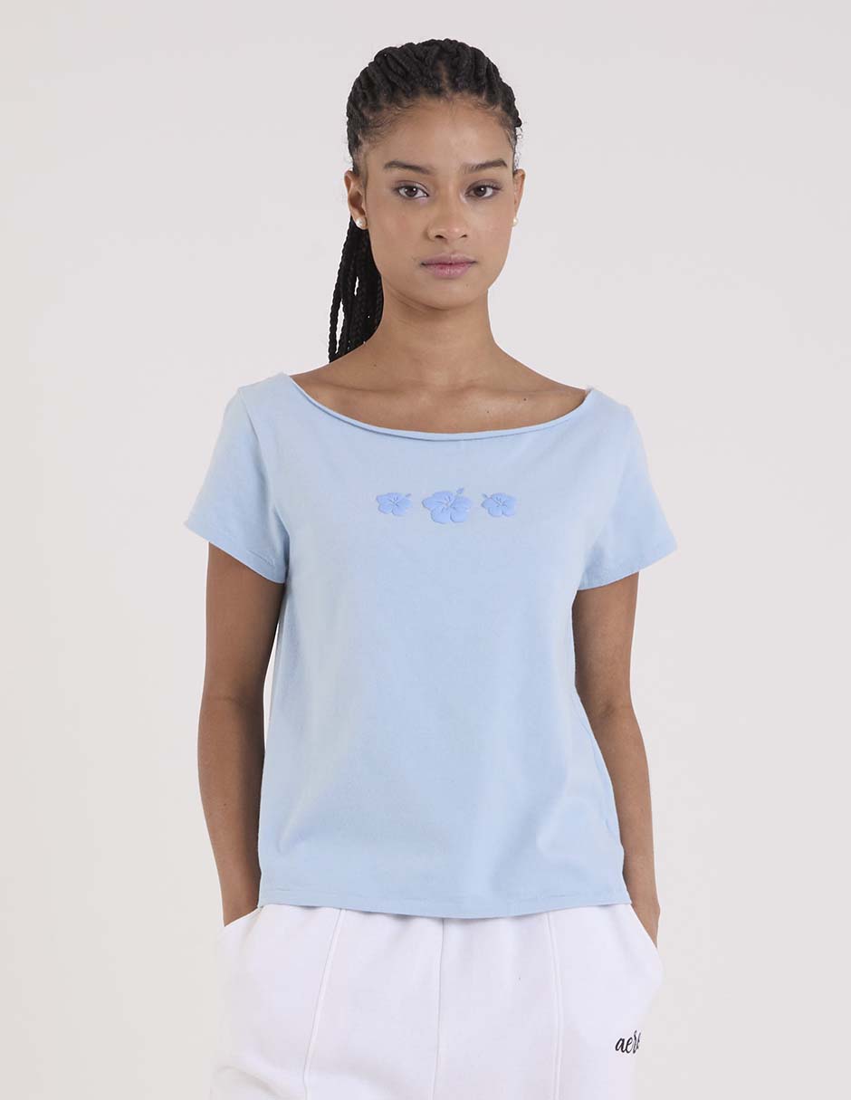 Playera manga corta cuello ojal para mujer 2