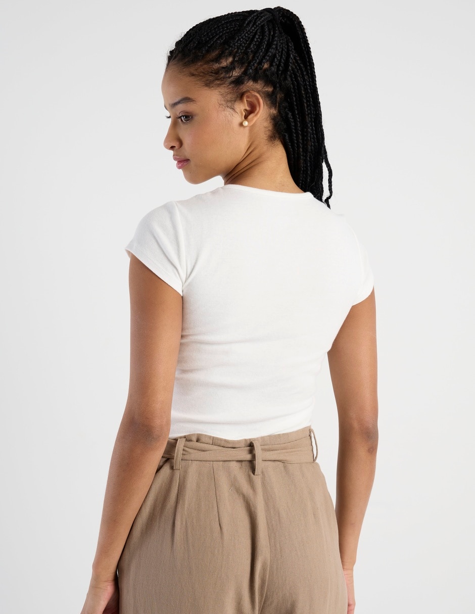 Playera manga corta cuello redondo para mujer 6