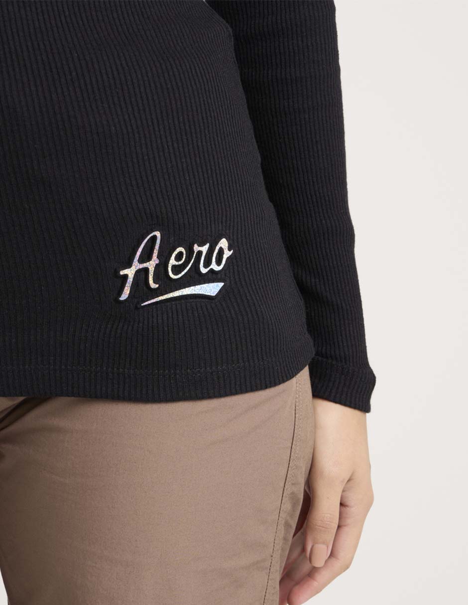 Playera manga corta cuello henley mujer 2