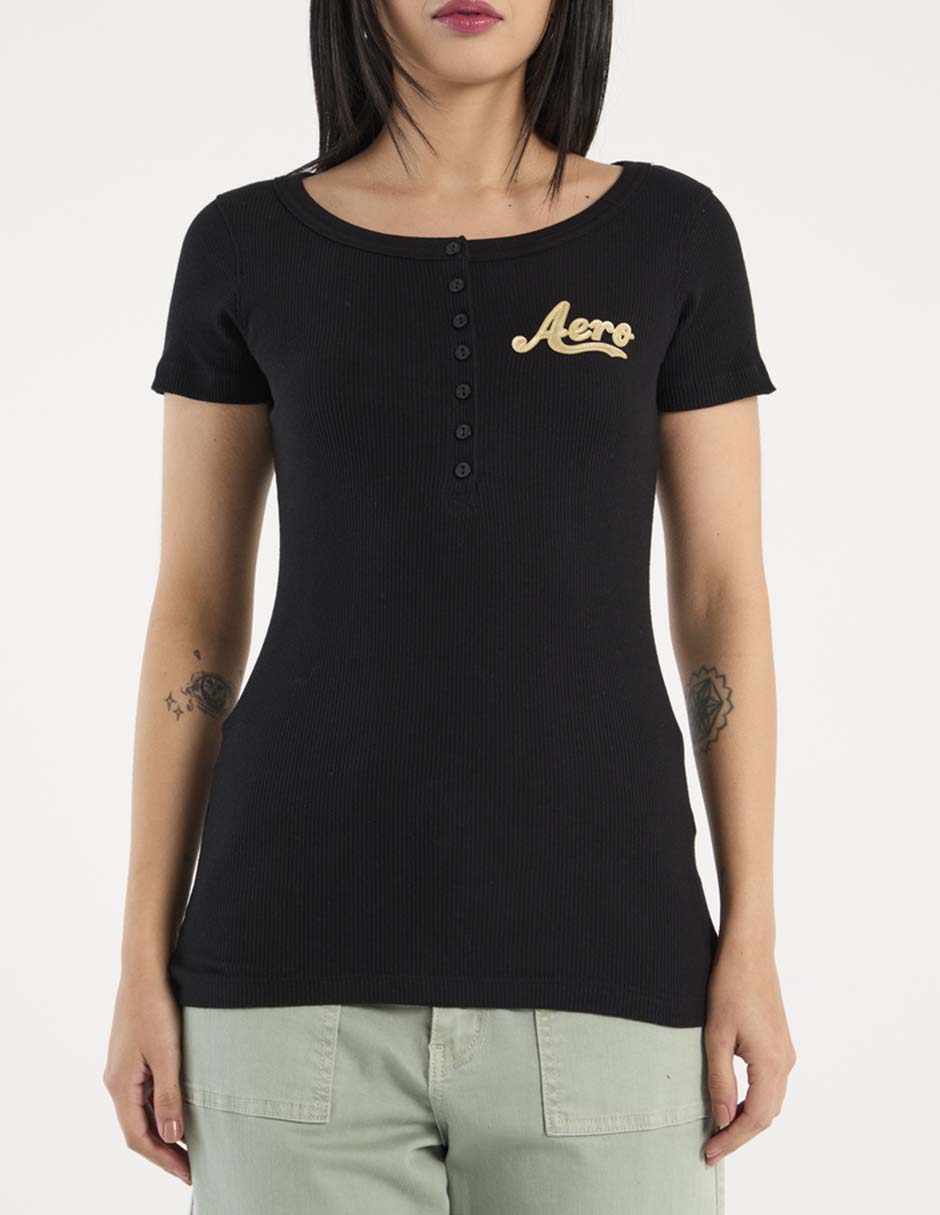 Playera manga corta cuello henley mujer 5