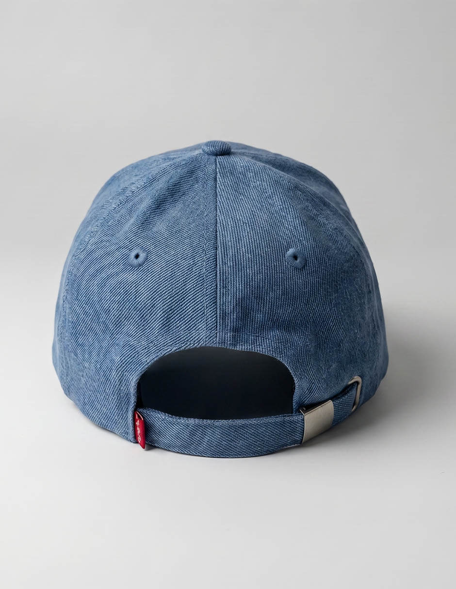 Gorra visera curva correa ajustable casual Levi's para mujer