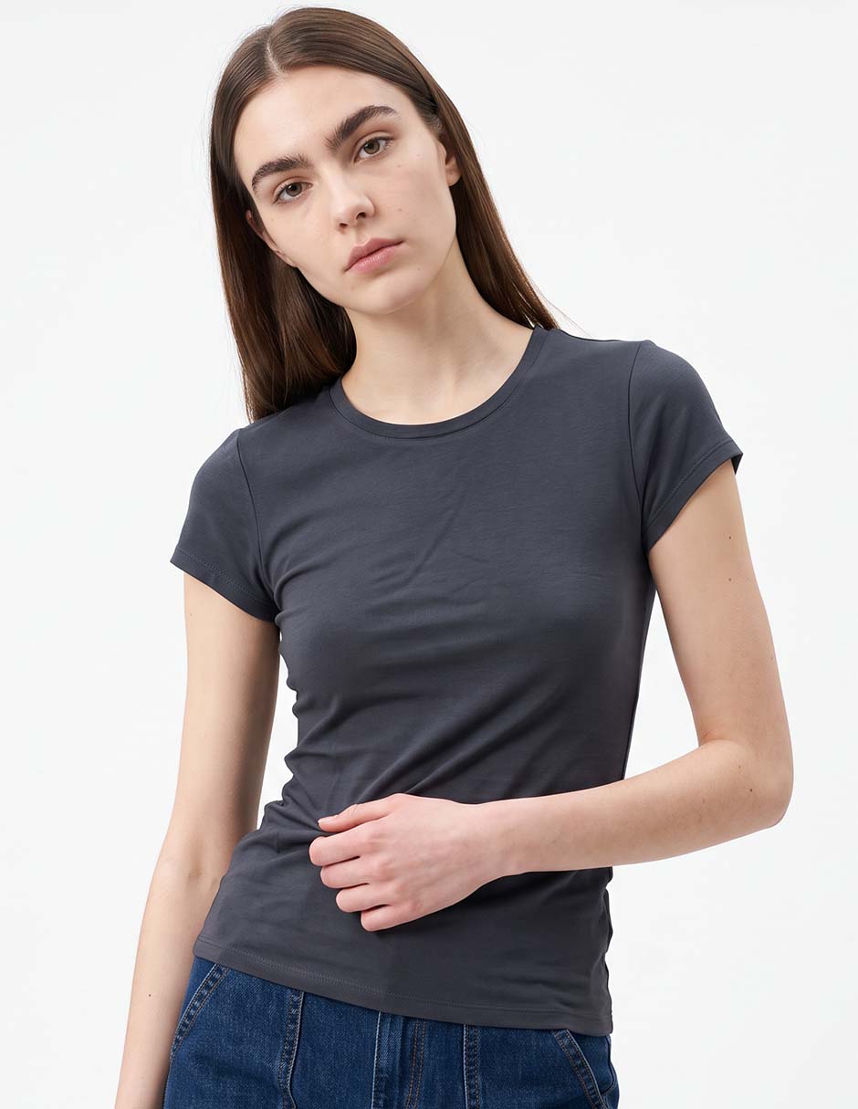 Playera manga corta cuello redondo para mujer 2