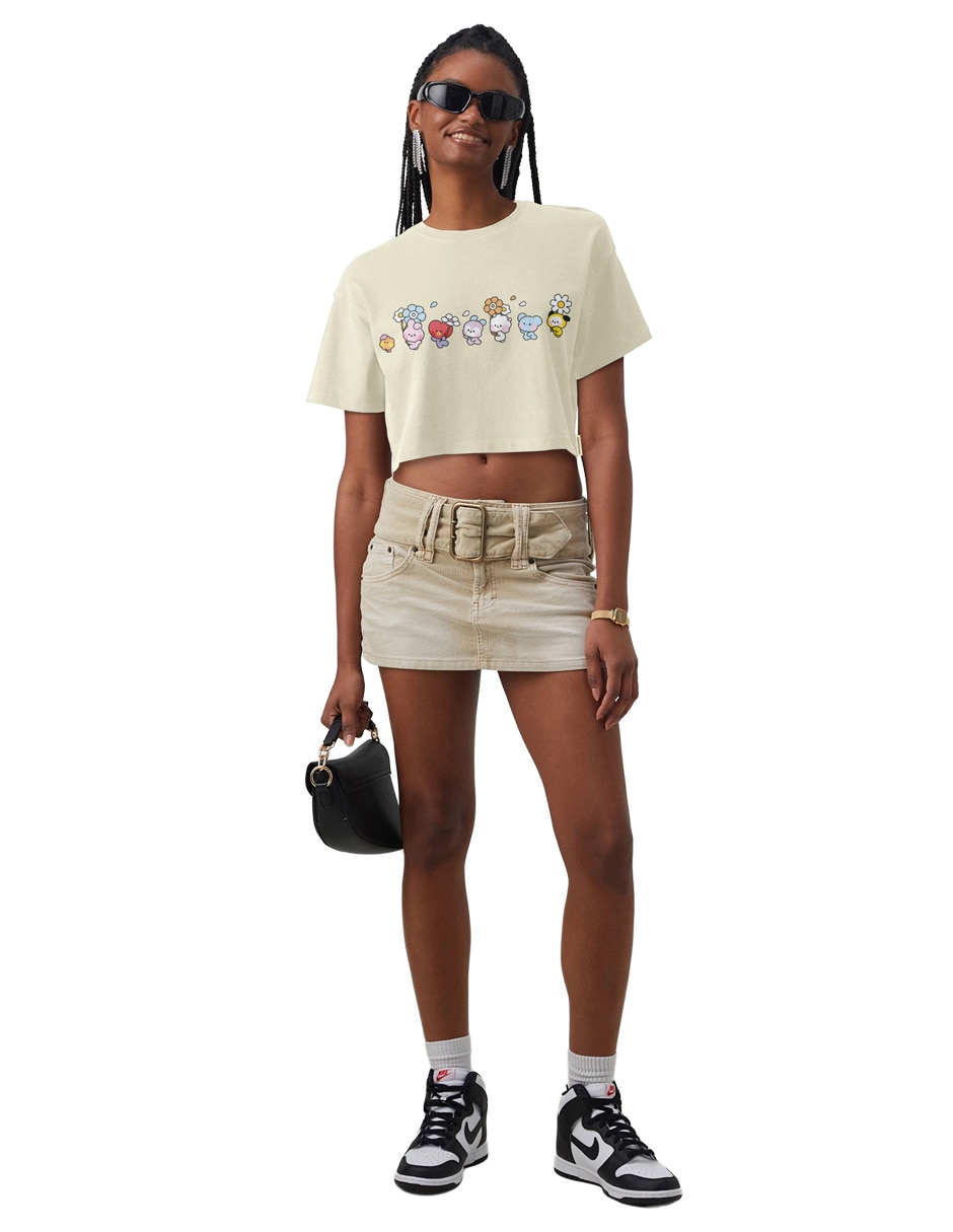 Manga corta bt21 cuello redondo para mujer
