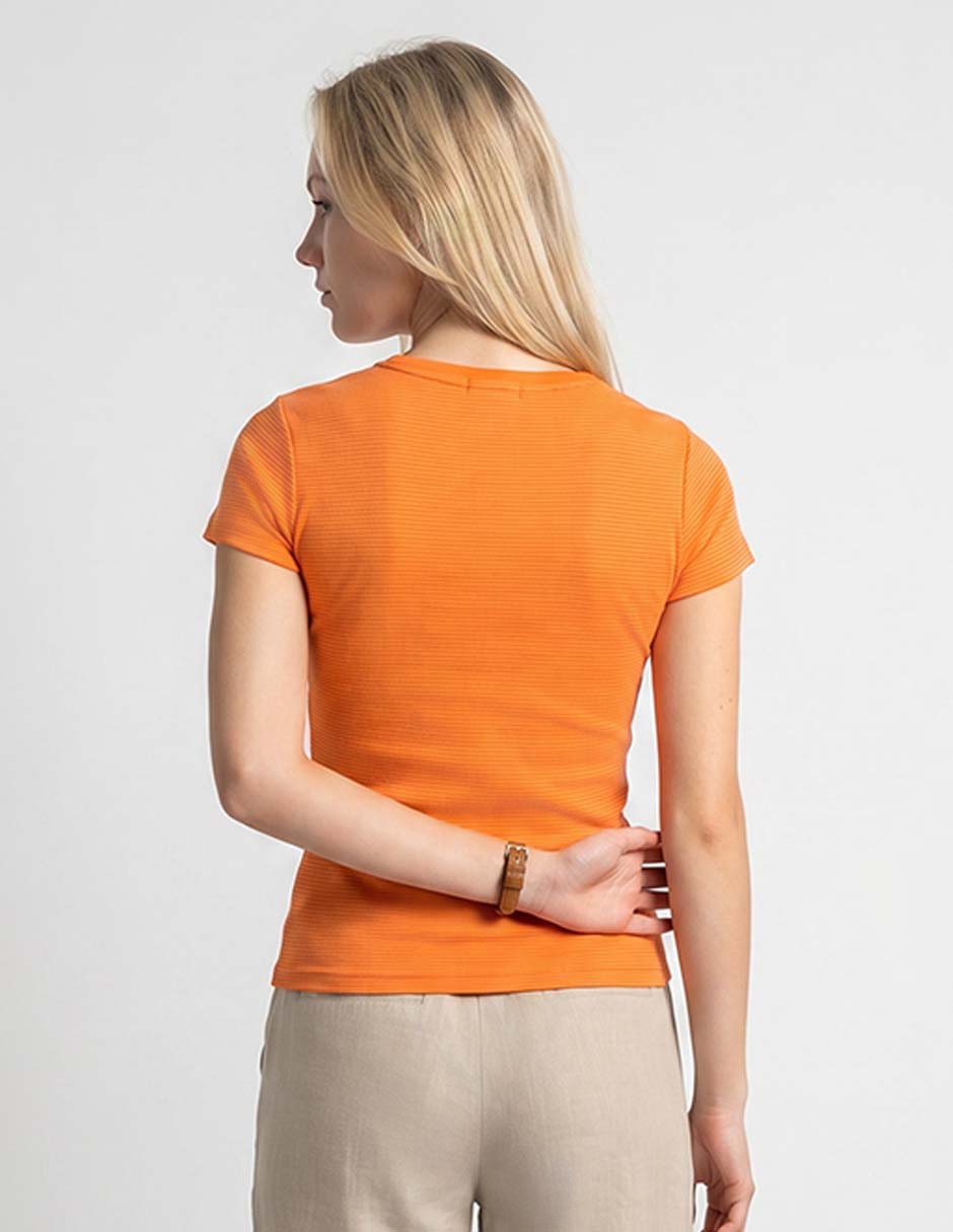 Playera manga corta cuello redondo para mujer