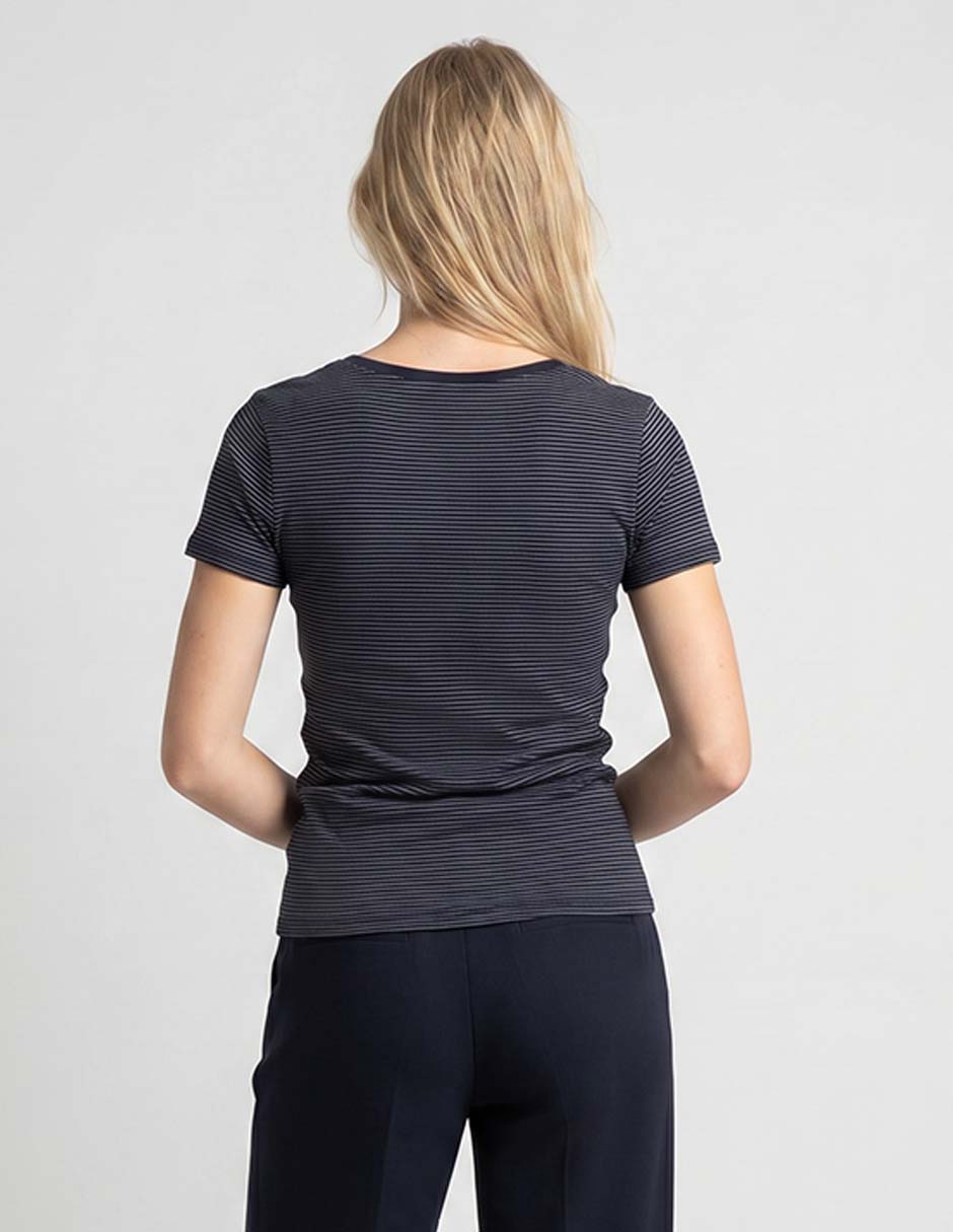 Playera manga corta cuello redondo para mujer 2