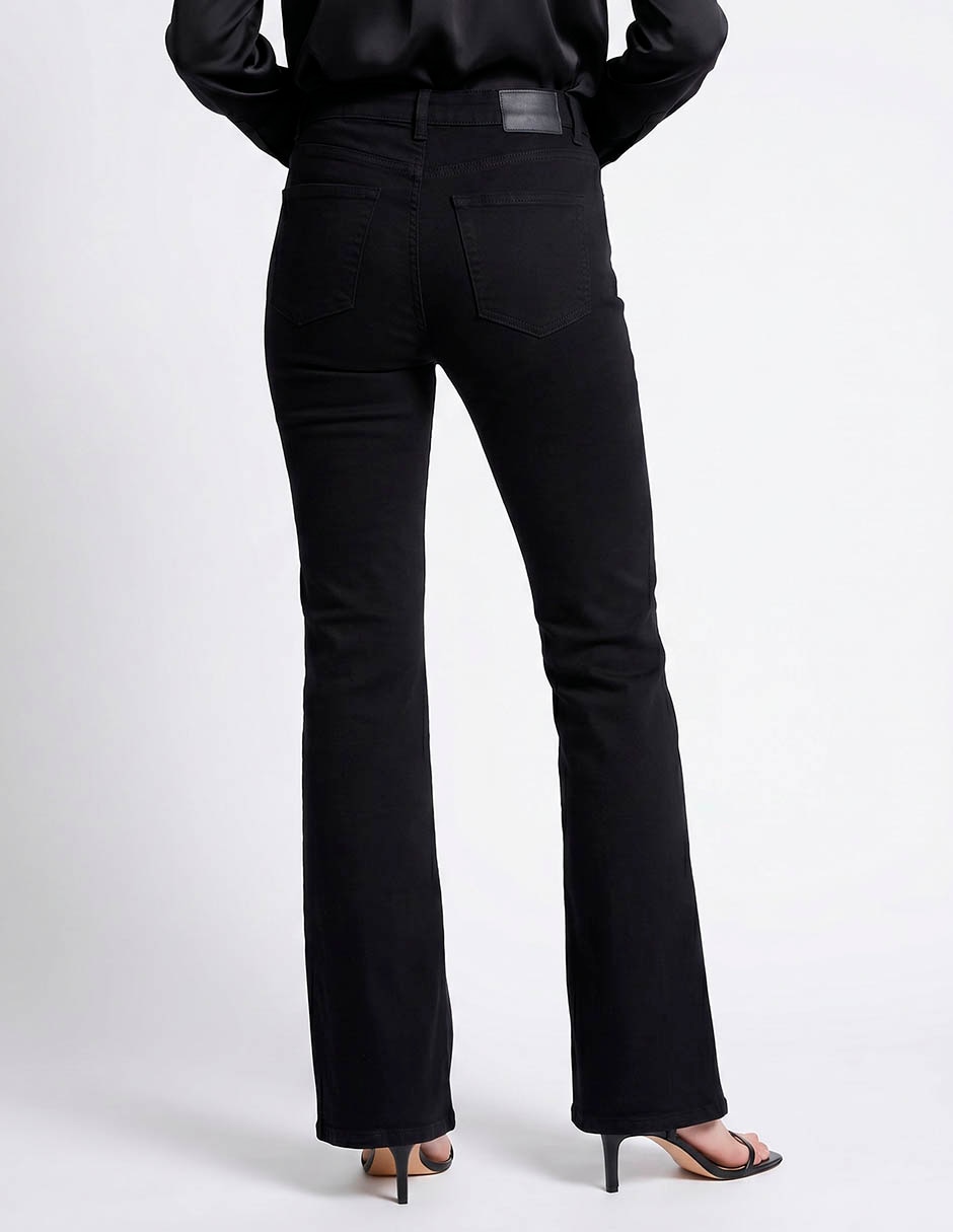 Jeans relaxed campana para mujer 2