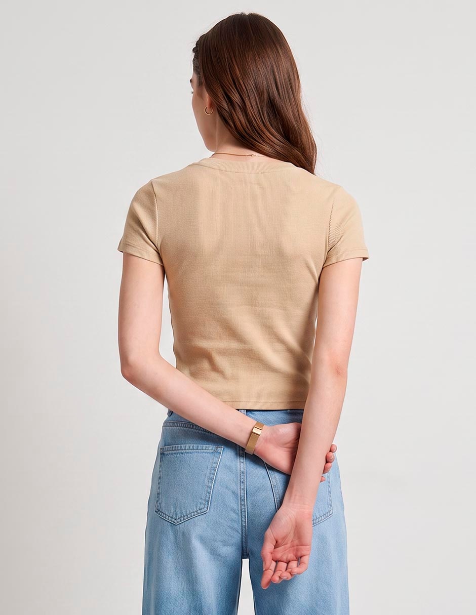 Playera manga corta cuello redondo para mujer 2
