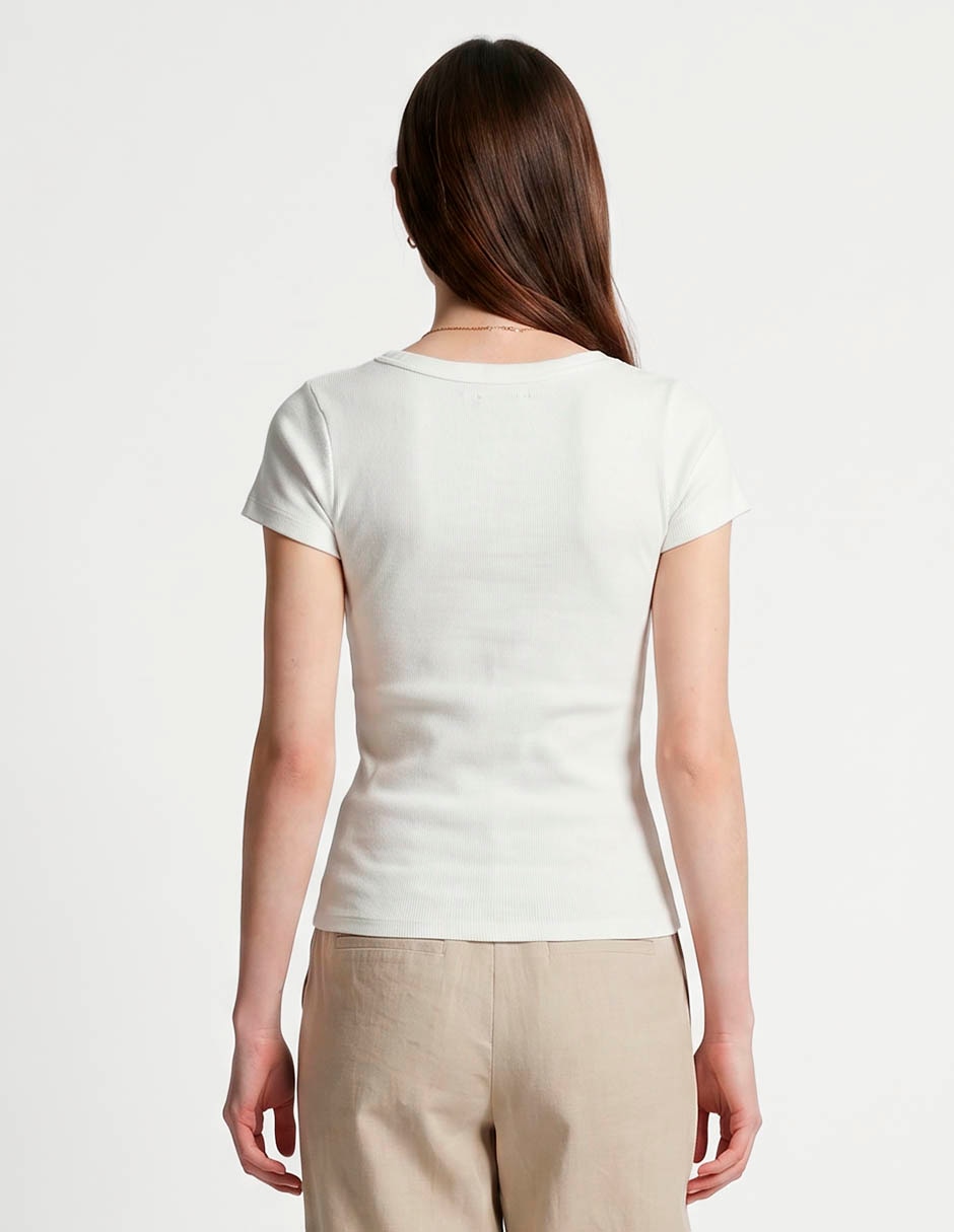 Playera manga corta cuello redondo para mujer 2