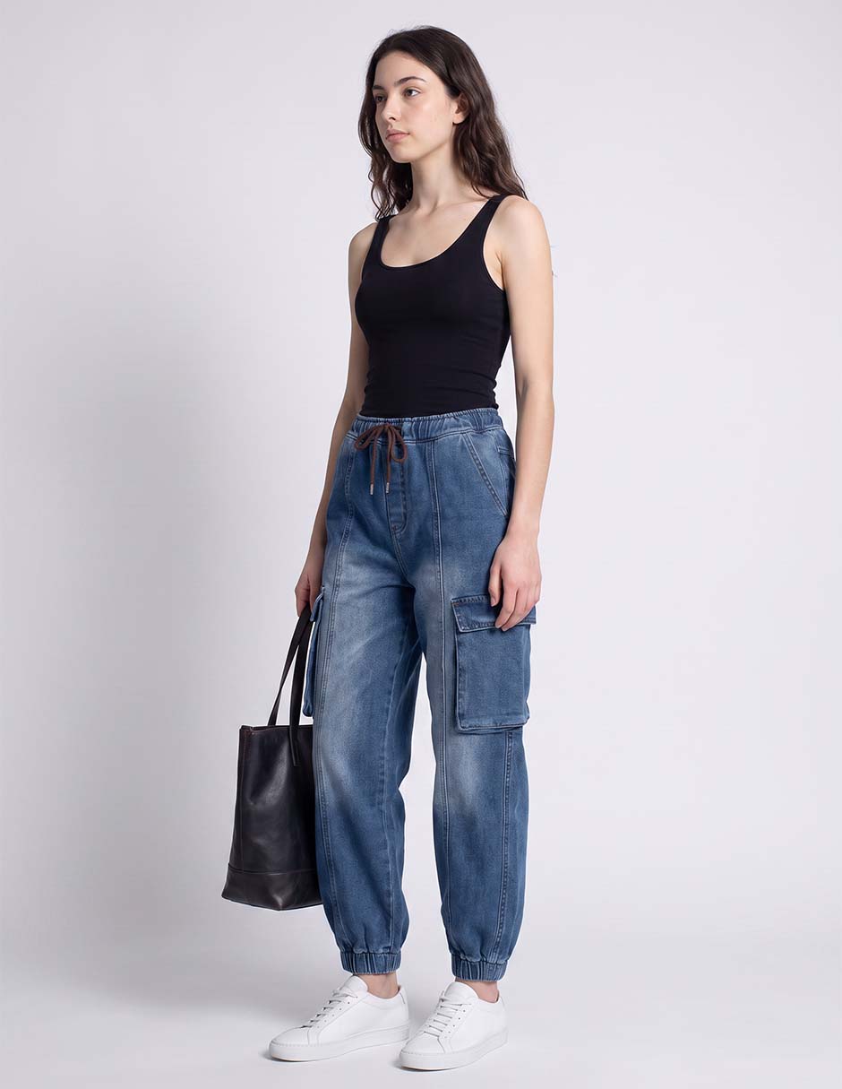 Jeans cargo barrel para mujer 2