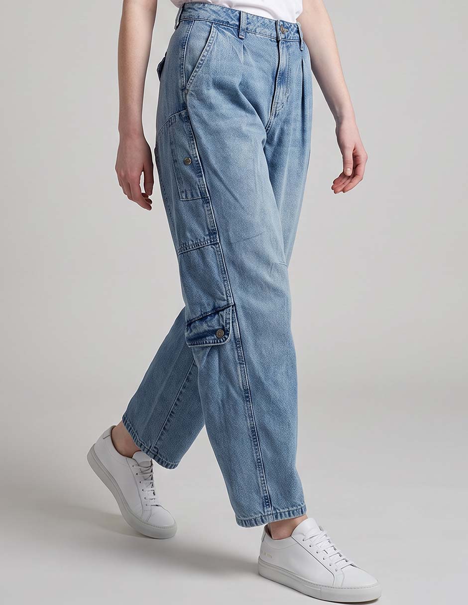 Jeans cargo barrel corte media cintura para mujer