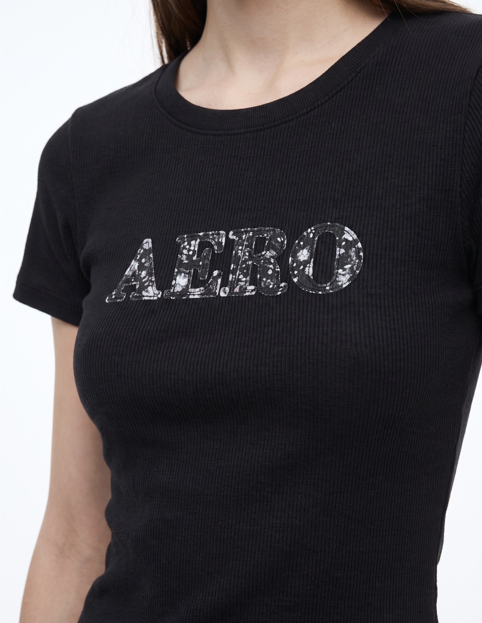 Playera manga corta cuello redondo para mujer 4